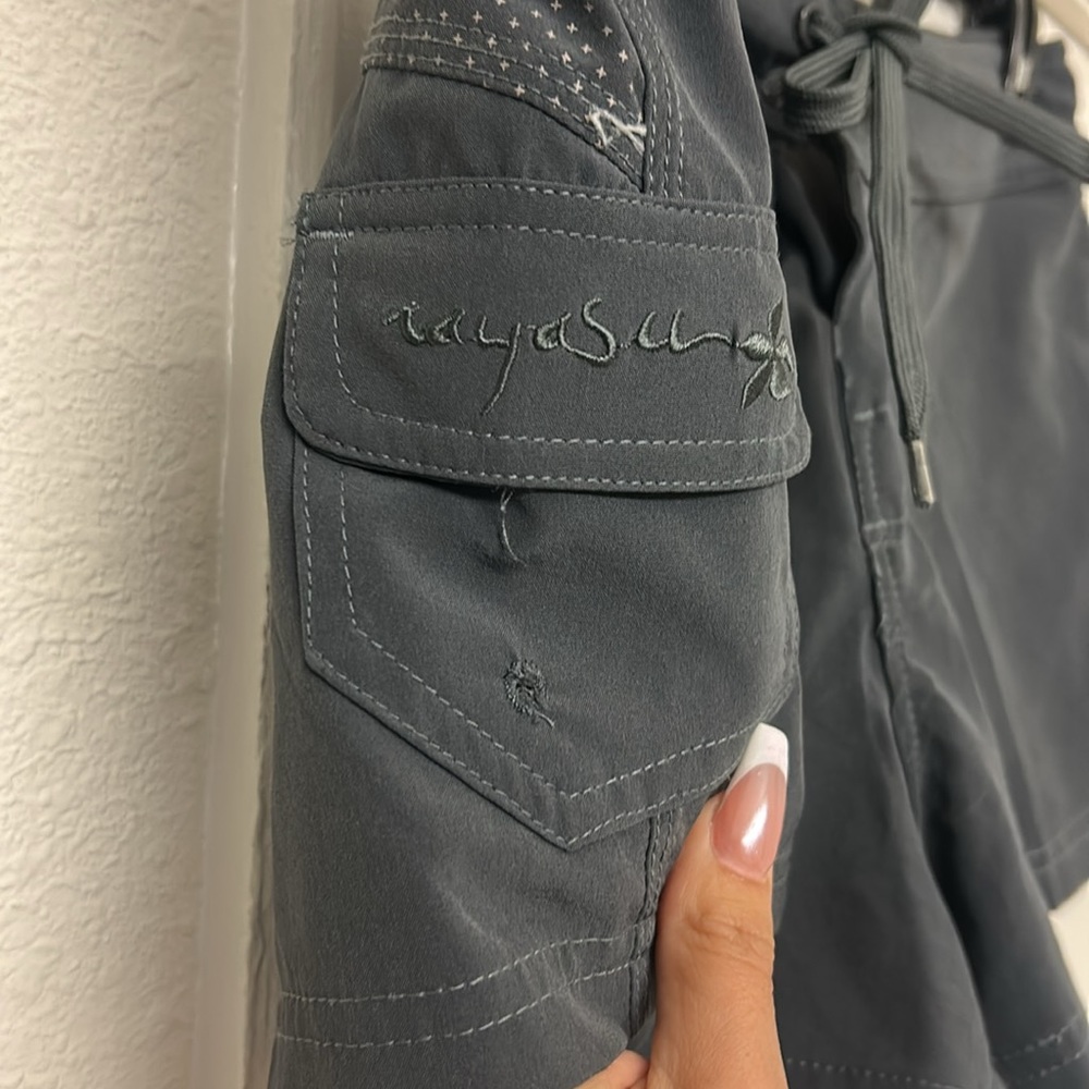 Raya Sun Board Shorts Low Rise Y2K Size Medium Grey Swim Shorts - Picture 4 of 9